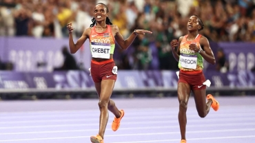 Kenya's Chebet wins 5000m gold, Kipyegon disqualified