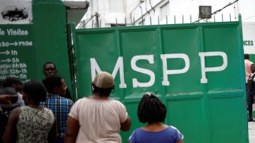 Armed men fire on Haiti hospital reopening