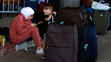 Gaza evacuees arrive in Egypt after Rafah crossing reopens