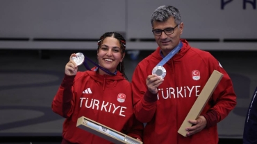 Yusuf Dikec: Turkish shooter captivates social media at Paris 2024