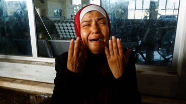 Live Updates: More foreigners flee Gaza