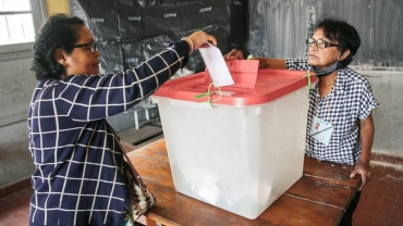 Madagascar presidential election: Polls open amid opposition boycott