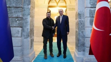 Türkiye's Erdogan meets with Ukraine’s Zelenskyy to discuss war, Black Sea