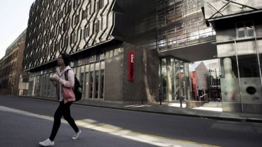Australia to limit new foreign students in migration crackdown
