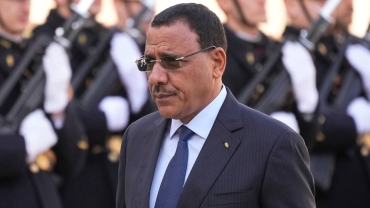 L'armée nigérienne accorde une liberté provisoire au fils de Bazoum