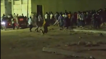 Massive explosion rocks popular beach in Mogadishu