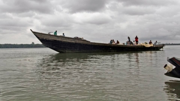 At least 150 people missing after boat capsizes in Nigeria