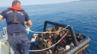 Türkiye rescues 75 irregular migrants in Aegean Sea