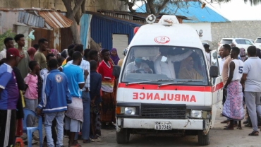 Dozens killed in 'merciless' attack on Mogadishu beach