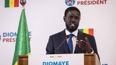 Senegal's Faye sets up commission to review oil, gas contracts