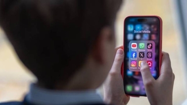 Why is Türkiye considering a social media limit for children?