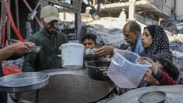 Falasdinawa na cin abincin dabbobi saboda yadda yakin Isra'ila ya jawo yunwa a Gaza