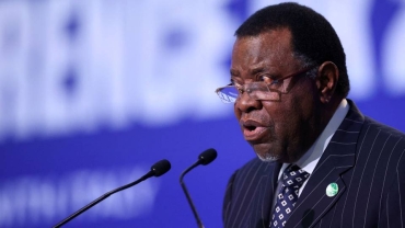 Le président namibien Geingob va subir un traitement contre le cancer