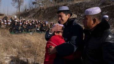 Yadda Musulmai a China suka binne 'yan'uwansu da suka mutu a girgizar kasa