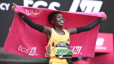Kenya's Jepchirchir breaks women's only marathon record
