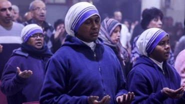 Live Updates: West Bank, Gaza Christians pray for peace amid Israeli attacks