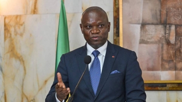 Gabon dialogue team proposes political parties' suspension