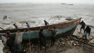 Search ongoing for 200 boat accident victims in Nigeria