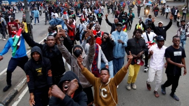 Kenya protests: Three activists released after 'abduction'