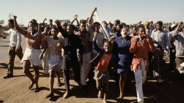 Families sue South African government over apartheid-era crimes