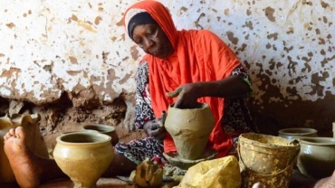 Yadda masu sana'ar tukwanen ƙasa ke alkinta tsohuwar al'adar