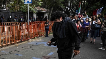 Ecuador's raid on Mexico embassy sparks outrage