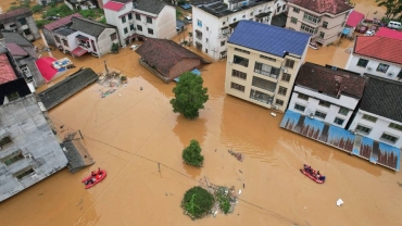 China bridge collapse kills 11, leaves over 30 missing