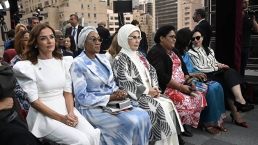 Turkish First Lady showcases traditional dowry at New York event