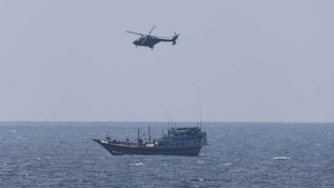 Somalia piracy: Indian navy rescues hijacked Iranian fishing boat