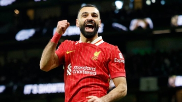 Mohamed Salah says no progress on Liverpool contract