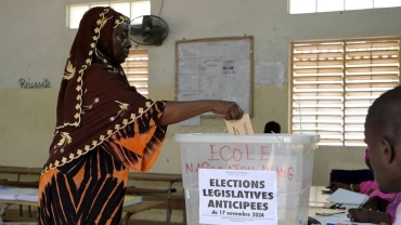 Senegal votes for lawmakers in test for new president