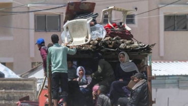 Live Updates: 'Thousands' of Palestinians fleeing eastern Rafah — aid group