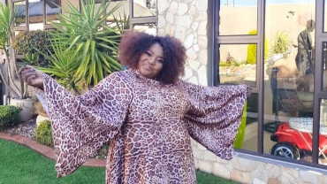 Tributes for South African music icon Winnie Khumalo