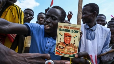 Niger military leaders reinstate tax on international calls