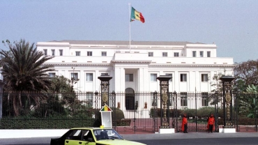 Présidentielle au Sénégal: 20 candidats retenus, Sonko et Wade écartés
