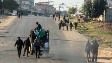 Live Updates: Intense Israeli attacks in south Gaza displace more Palestinians