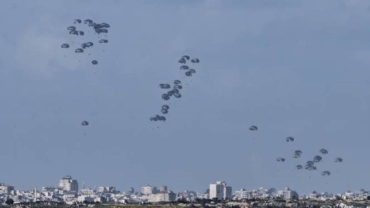 Live Updates: Gaza air drop kills five — hospital medic