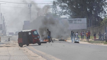 Children 'among those killed' in Mozambique election protests