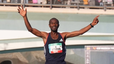 Ethiopian wins Valencia men's marathon