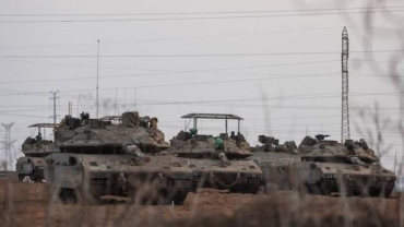 Live Updates: Israeli tanks enter Gaza's south in major ground invasion