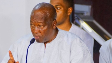 Ghana cocoa regulator set to lose $1.3 billion: Mahama