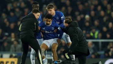 Senegal's Ndiaye out for weeks in injury blow to Everton