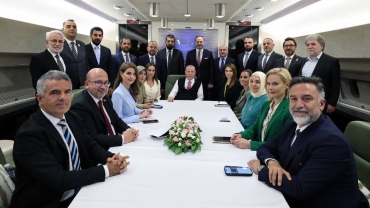 Turkish President Erdogan calls for support for peace efforts in Syria