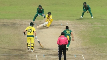 Australia beat South Africa in Cricket World Cup semi-final
