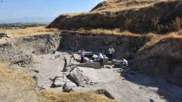 7,000-year-old seals found at Türkiye’s Arslantepe Mound