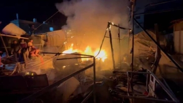 Live Updates: Israel bombs displaced persons' camp in central Gaza