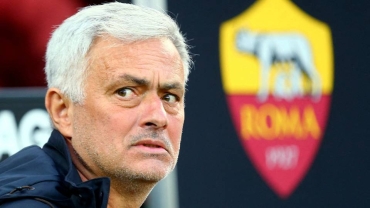 Jose Mourinho sacked as Roma manager