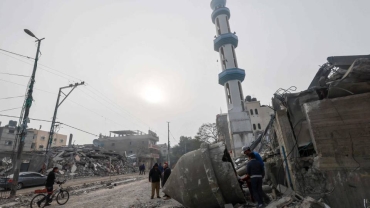 Live Updates: Several killed, others injured in Israeli strikes on homes in Gaza