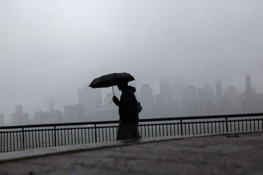 Deadly nor'easter batters US East Coast with floods, fierce winds