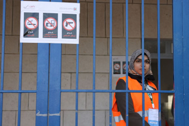 Israel blocks Palestinian election officials as vote faces fresh delay